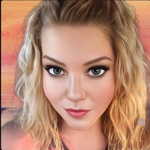 Meet your Posher, Posh